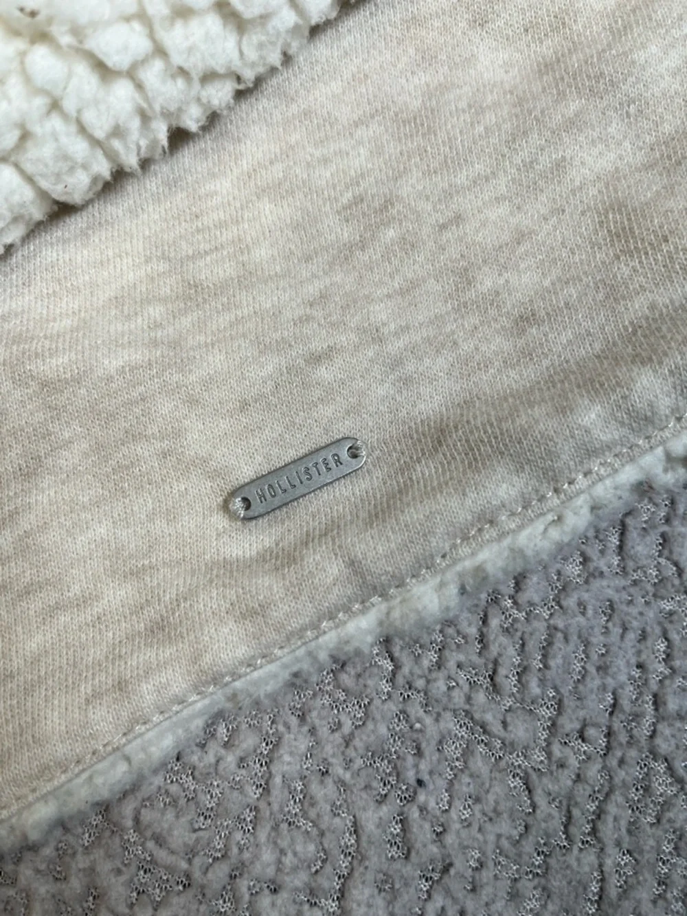 Hollister Cream Fleece Cardigan Cotton Blend Sweater  Size M